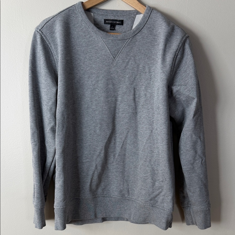 Banana Republic Heather Gray Crewneck Sweater